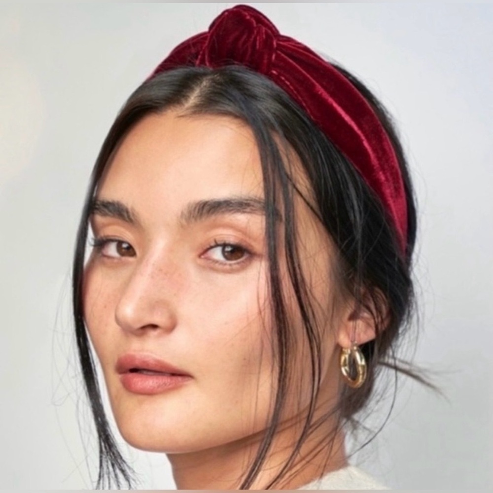 ‼️RARE‼️🎸Lele Sadoughi🎸🔥NWOT🔥Velvet Hand Knotted Headband in Burgandy